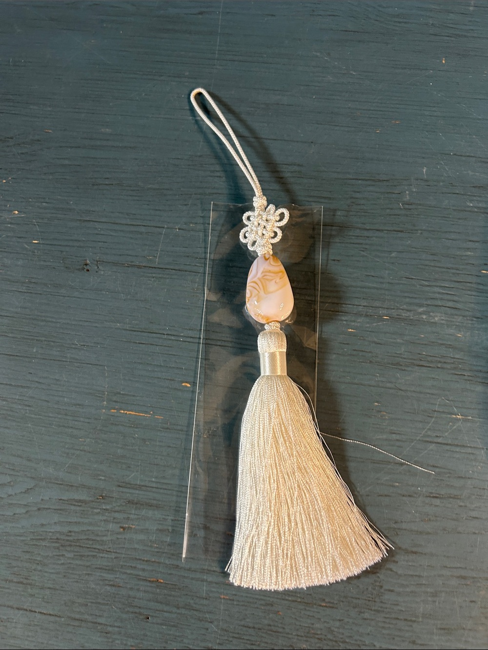 Traditional Korean Norigae White Fringe w/Bead Stone - New